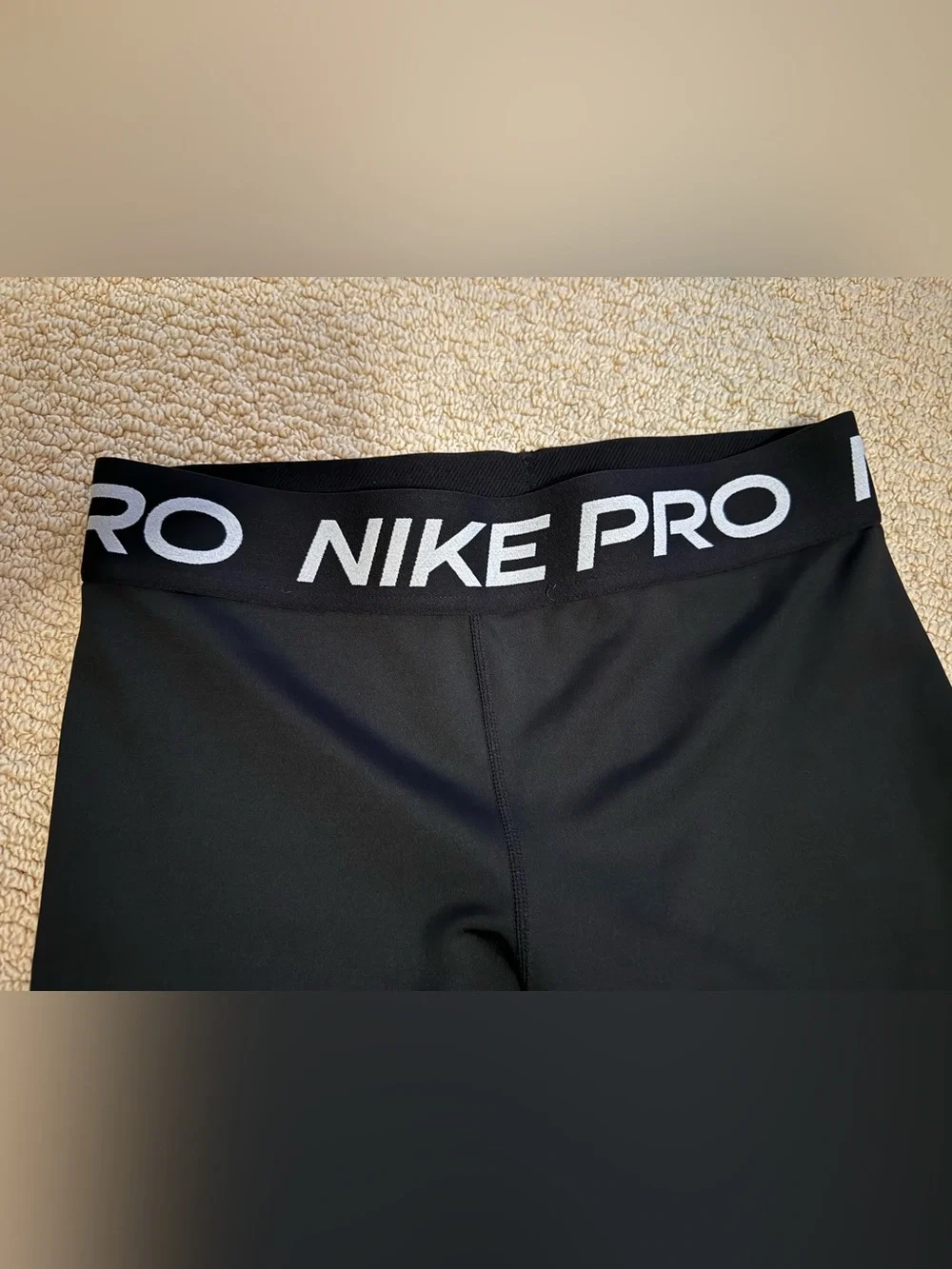 Nike Pro Girls Size XL Shorts